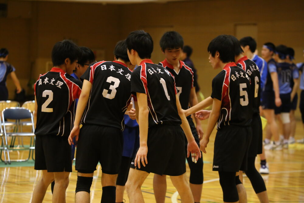 練習試合を行いました バレーボール部 男子 クラブ活動 学校法人 日本文理学園 日本文理高等学校