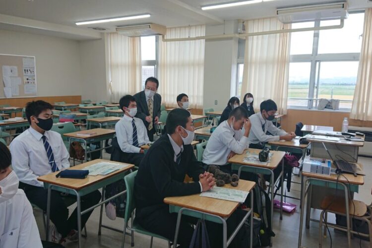 ２年生対象　大学模擬授業体験