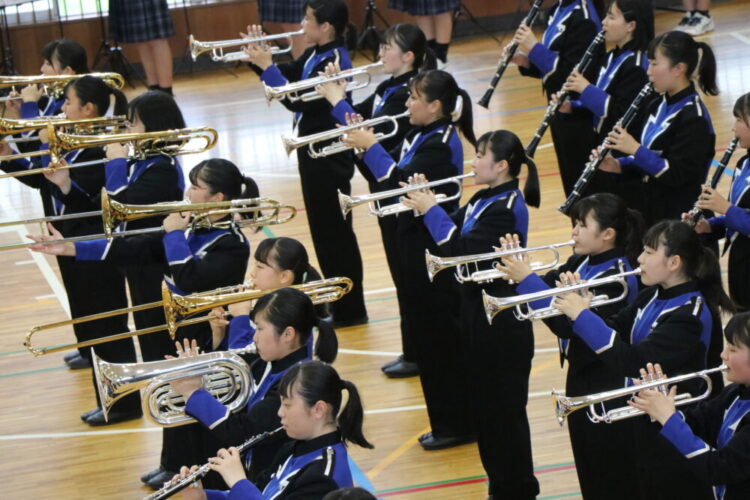 ＦＭ新潟で吹奏楽部演奏会の様子が紹介されました！